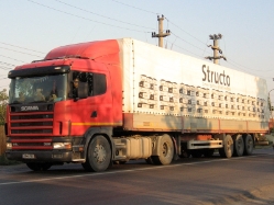 RO-Scania-114-L-380-rot-Bodrug-210808-01