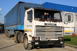 RO-Scania-142H-white-GeorgeBodrug-2011080-2