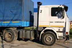 RO-Scania-142H-white-GeorgeBodrug-2011080-4