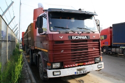 RO-Scania-2series-brown-GeorgeBodrug-150509-2