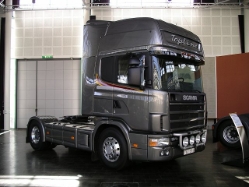 Scania-124-L-470-grau-(Kammerlander)-0104-1