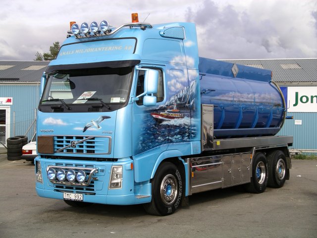 Volvo-FH12-Tanker-Showtruck(Meier)-(S)-1203-1.jpg - J. Meier
