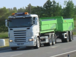 S-Scania-R-480-weiss-Brock-221209-01