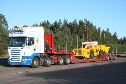 S-Scania-R-620-weiss-Brinkerink-260410-01