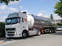 S-Volvo-FH-440-weiss-DS-201209-01