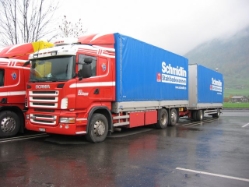 Scania-R-580-Foehn-RMueller-141104-1