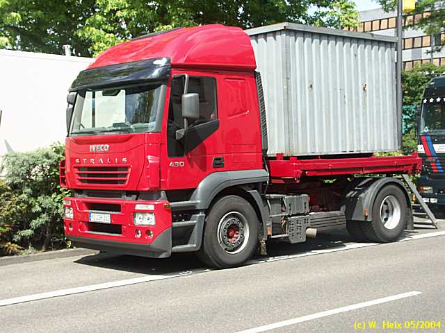 Iveco-Stralis-AT440S43-rot-170504-2.jpg