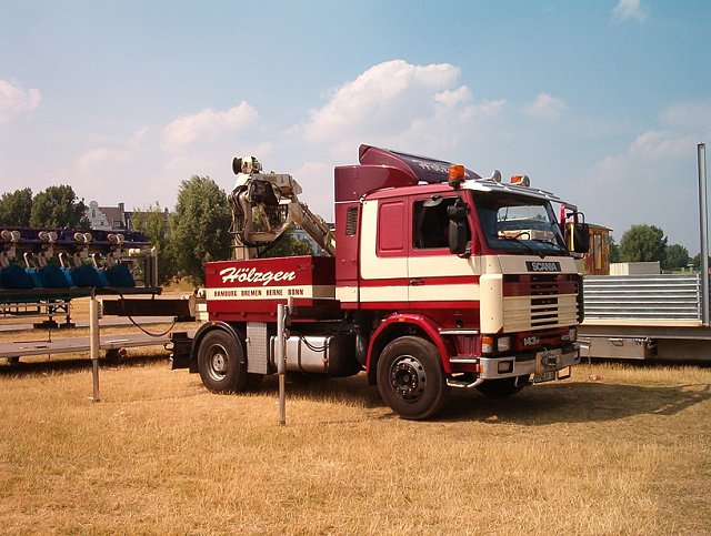 Scania-143-M-450-Schausteller-ZM-Hoelzgen-1-(Jeroniemo).jpg - Geroniemo