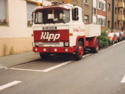 Scania-LB-111-Kipp-1-(Scholz)