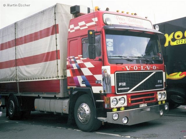 Volvo-F12-rot-Eischer-140589-01.jpg