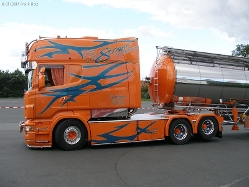 Scania-R-Singer-Holz-240609-07