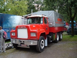Mack-RB-600-rot-Rolf-180905-01
