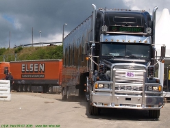 US-Trucks-090705-52