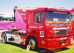 ERF-Racetruck-rot-Fitjer-160506-01