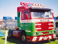 Scania-113-M-360-McGawn-Fitjer-160506-01