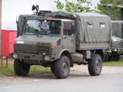 MB-Unimog-Belgische-Armee-Driessen-271105-01