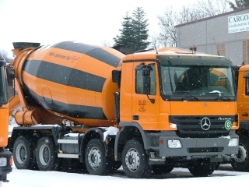 MB-Actros-MP2-orange-schwarz-Brusse-230306-01