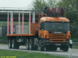 Scania-124-G-400-Holztrans-orange-240404-1