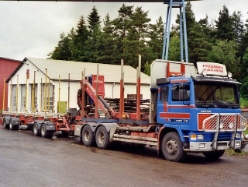 Volvo-F16-Holztrans-Froeding-(Rufin)