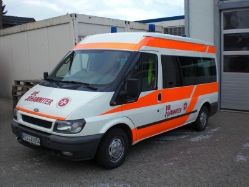 Ford-Transit-JUH-Kleinrensing-310110-02