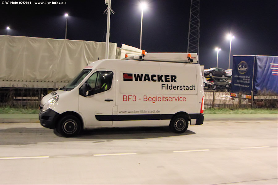 Renault-Master-BF3-Wacker-100211-02.jpg
