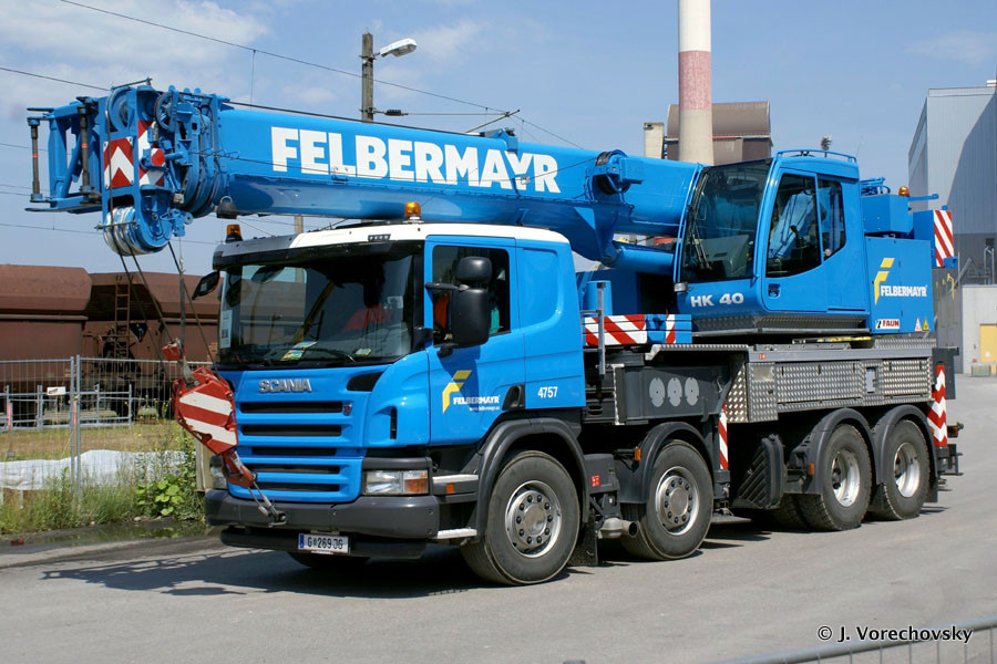 Scania-P-420+Faun-HK-40-Felbermayr-Vorechovsky-210711-01.jpg