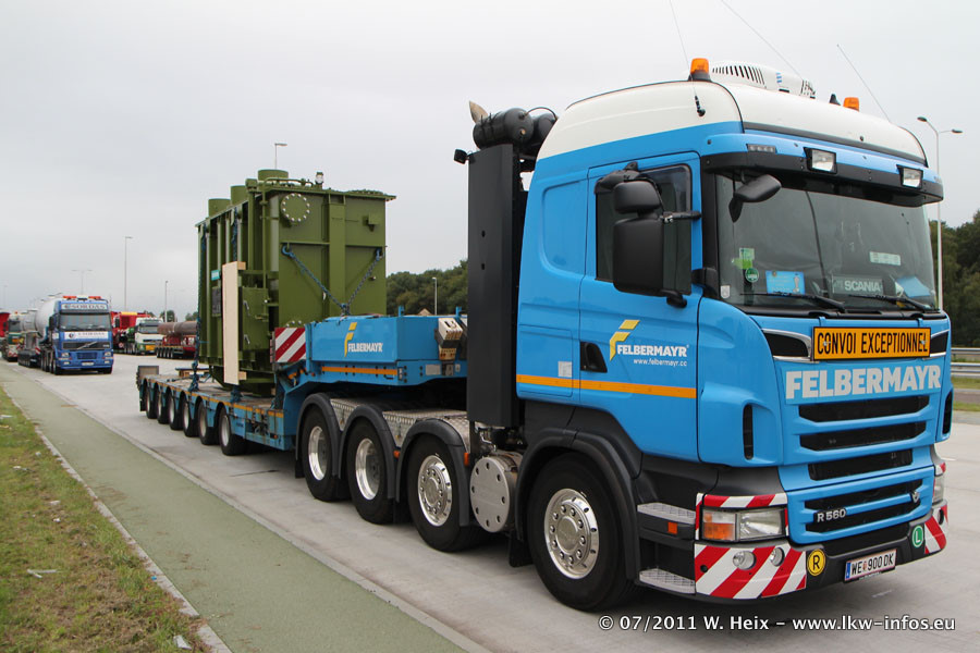 Scania-R-II-560-105-Felbermayr-230711-05.jpg