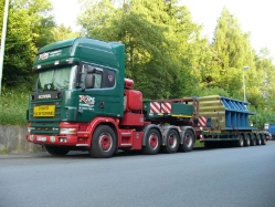 Scania-164-G-580-ZV-580-Kahl-Nevelsteen-280507-04