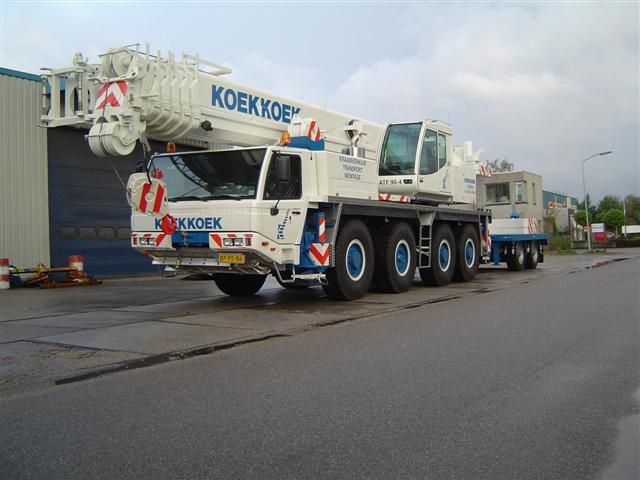 Faun-ATF-80-4-Koekkoek-Vanderspoel-080505-01.jpg - P. v. d. Spoel