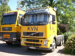 MAN-TGA+Volvo-FH-KVN-Mittendorf-200711-03