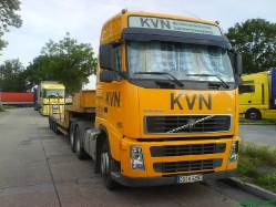 Volvo-FH-440-KVN-Goentgen-150607-01