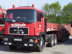 MAN-F90-Tieflader-Scholpp-(Dopkewitsch)