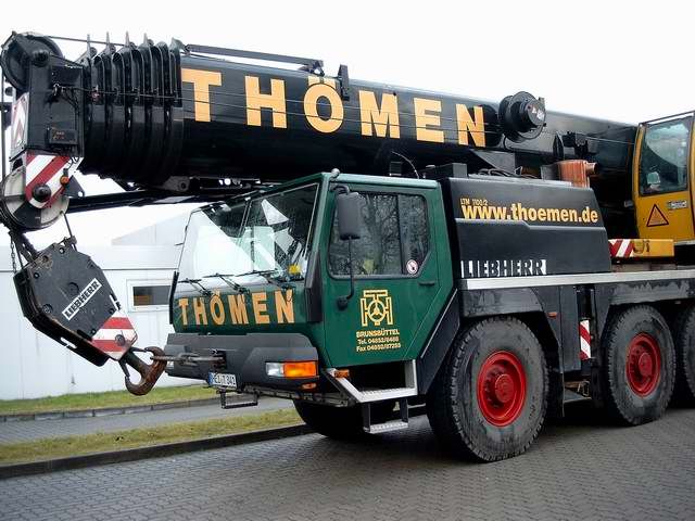 Liebherr-LTM-1100-2-Thoemen-Kolmorgen-191204-08.jpg - Dirk Kolmorgen