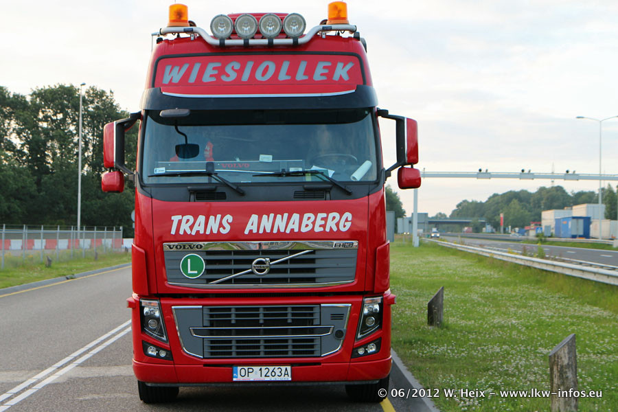 Volvo-FH16-II-700-Trans-Annaberg-270612-03.jpg