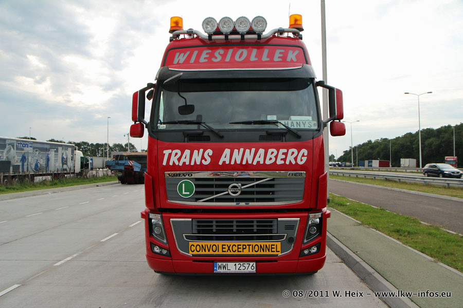 Volvo-FH16-II-700-Transannaberg-030811-08.JPG