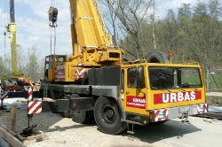 Liebherr-LTM-1090-Urbas-Vorechovsky-180410-02
