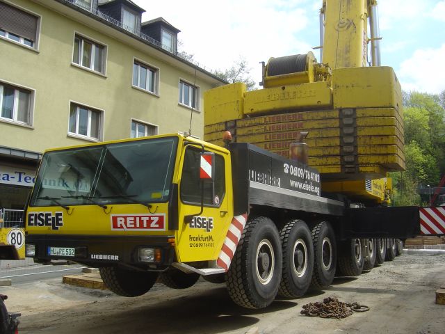 Liebherr-LTM-1500-Eisele-Wenzel-050506-01.jpg