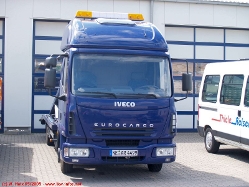 Iveco-EuroCargo-80EL17-blau-210505-02