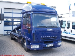 Iveco-EuroCargo-80EL17-blau-210505-03