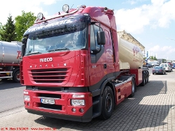 Iveco-Stralis-AS-440S48-Slickers-210505-01