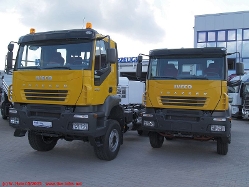 Iveco-Trakker-190T38-gelb-210505-01