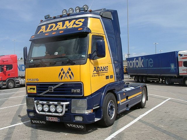 Volvo-FH12-460-Adams-(Willann).jpg - Michael Willann