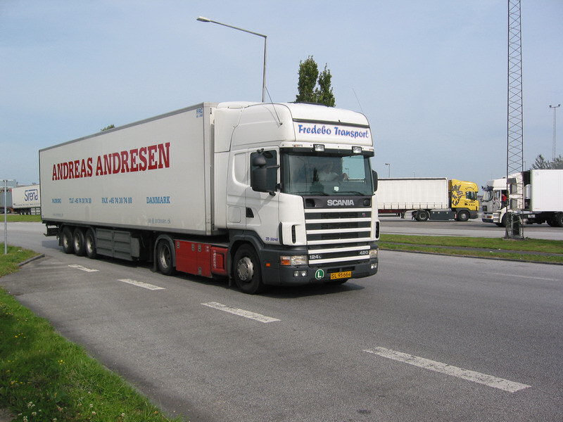 DK-Scania-124-L-420-Fredebo-Posern-041208-01.jpg - R. Posern