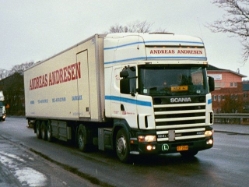 Scania-124-L-420-Andresen-Wihlborg-130804-1-S