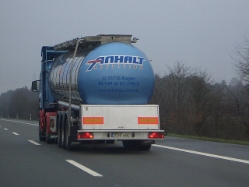 32-Scania-124-L-TASZ-Anhalt-Heckansicht-Stober-310104-1