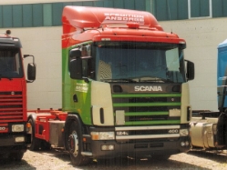 Scania-124-L-400-Ansorge-Bach-280605-05