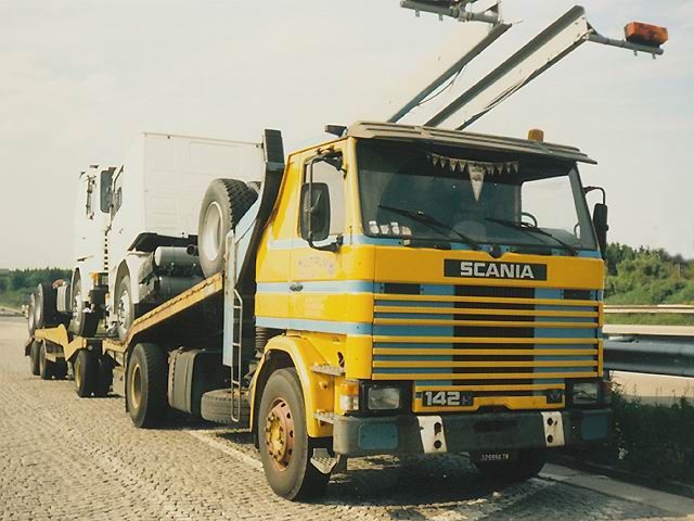Scania-142-H--Arcese-Niedermeier-030205-03.jpg - S. Niedermeier