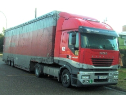 Iveco-Stralis-AS-440-S-48-Arcese-Rouwet-310108-01