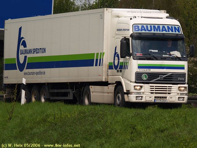 Volvo-FH12-420-Baumann-030506-01.jpg