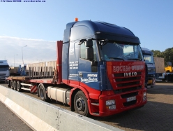 Iveco-Stralis-AS-II-Becker-210808-02
